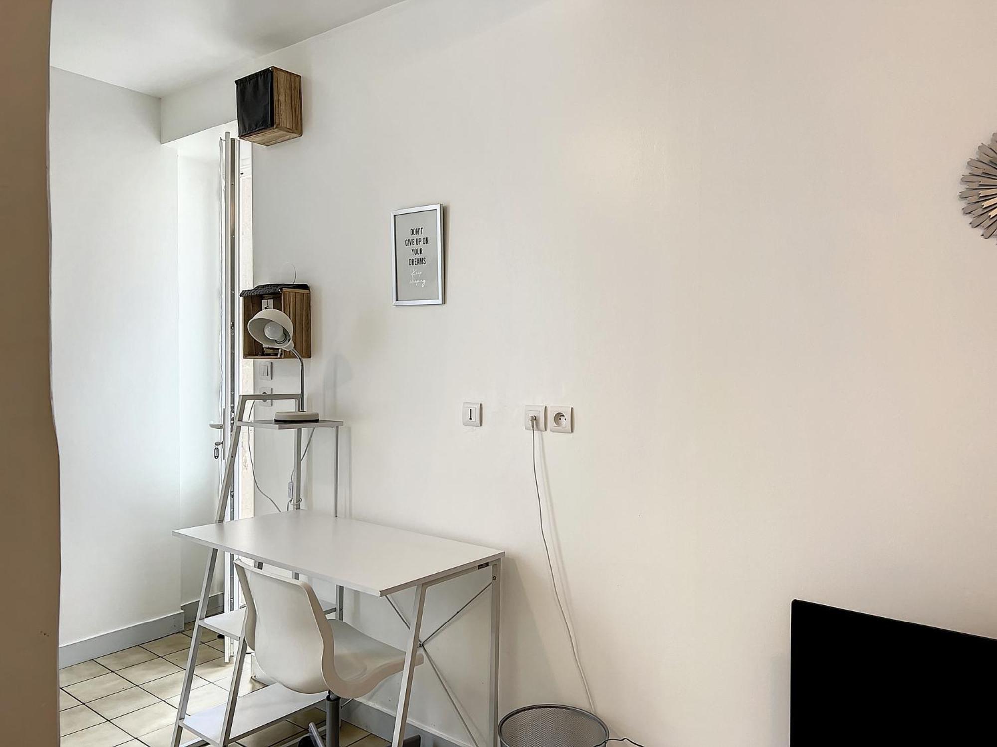 Les Bords Du Clain - Entree Autonome Studio Poitiers Buitenkant foto