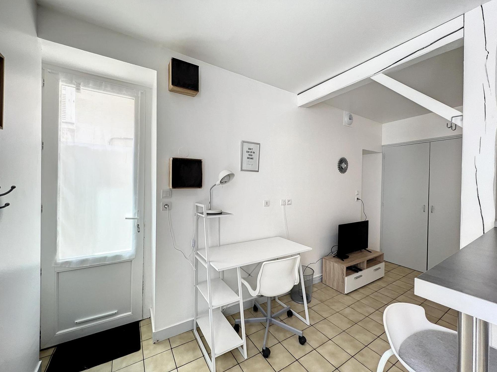 Les Bords Du Clain - Entree Autonome Studio Poitiers Buitenkant foto